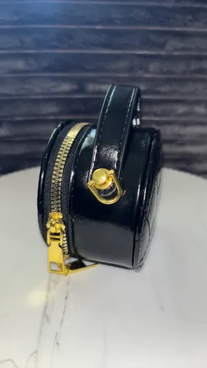 Mini Black Quilted Round Top Handle Bag 🌸 thumbnail 4