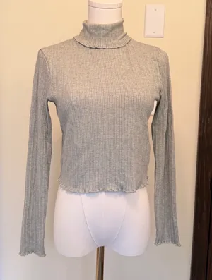 Madewell light green lettuce edge hem long sleeve turtleneck top thumbnail 1