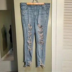 American Eagle Women's Size 16‎ Short Hi-Rise Jegging Light Wash Destroyed High thumbnail 3