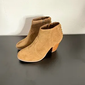 Minnetonka Suede Leather Chunky Block Heel Ankle Boots Womens 6 Western Brown thumbnail 10
