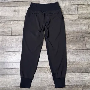 Athleta Black Activewear Pants/Joggers thumbnail 3