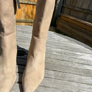 Vince Camuto Womens Tressara Beige Suede Side Zip Knee-High Boots Shoes size 8.5 thumbnail 5