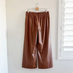 NWT OFFLINE By AERIE Real Luxe Faux Vegan Leather Wide Leg Pants Size L thumbnail 4