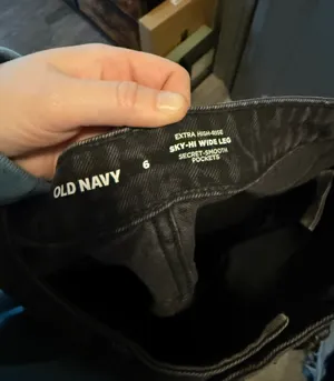 Old Navy EXTRA HIGH-RISE SKY-HI WIDE LEG JEANS thumbnail 3