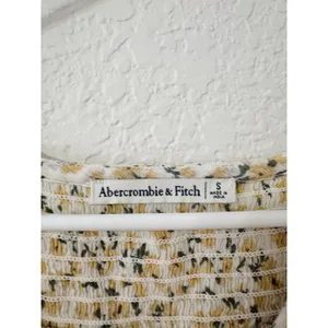 Abercrombie & Fitch Floral Smocked Puff Sleeve Crop Top Yellow Small thumbnail 3