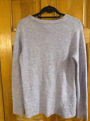 Old Navy lilac crew neck sweater size medium. Purple thumbnail 6