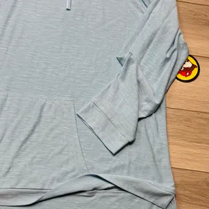 Buc-ee's Women's, Buc Baja Solid, baby blue lightweight hoodie Sz 2XL thumbnail 10