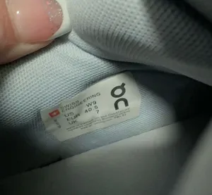 Women’s on clouds Rodger White Size 9 thumbnail 4