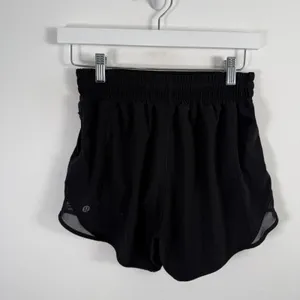 Lululemon Hotty Hot High Rise Lined Short 4" Long Black Athletic Gym Womens 4 thumbnail 3