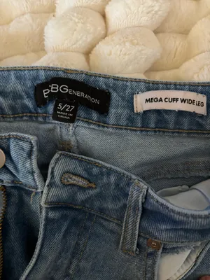 Cuffed jeans  thumbnail 3