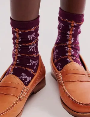NWT Free People Tie A Bow Ankle Socks in Raspberry Ice thumbnail 1
