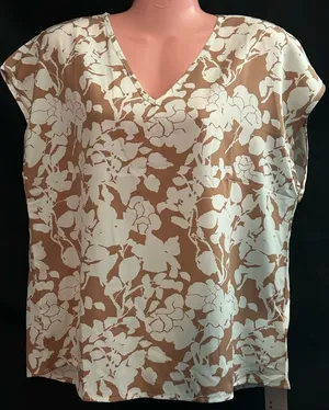 Emery Rose SZ LG Cream and Brown Women’s Lightweight Vneck Floral Print Blouse thumbnail 1