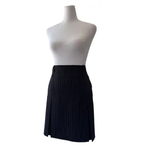 Vintage ‘90s Max Studio Black Pinstripe Pleated Knee Length Skirt w/ Belt Loops thumbnail 3