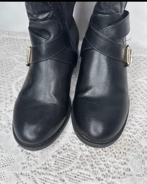 Torrid Quilted black knee high wide calf zip up boots sz 6 thumbnail 4