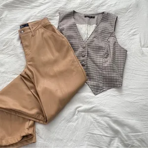 NEW Hollister high rise vegan leather bootcut Pants size 24 camel tan thumbnail 5