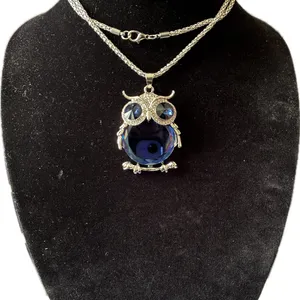 Elegant Blue Owl Pendant Necklace thumbnail 4