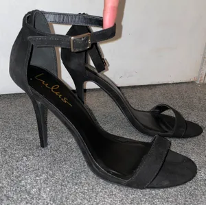 Lulus Black Skinny High Heels thumbnail 1
