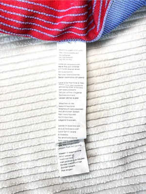 FABLETICS Stars & Stripes Red & Blue Ribbed Compressive Crop 21” Leggings Medium thumbnail 7