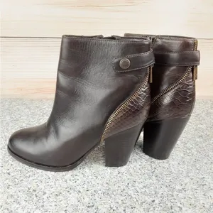 Arturo Chiang Brown Hayden Booties Size 6.5 B56‎ thumbnail 2