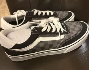 Vans  thumbnail 1