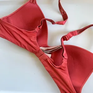 Victoria's Secret‎ Bra thumbnail 4