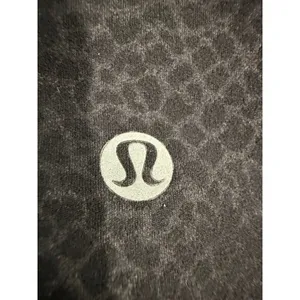 Lululemon‎ align High-Rise Crop 21 Black Leopard Embossed Leggings Size 10 thumbnail 4
