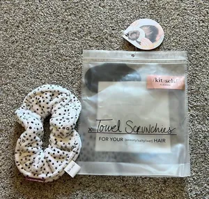 /kit•sch/ cleanse Towel Scrunchie thumbnail 1