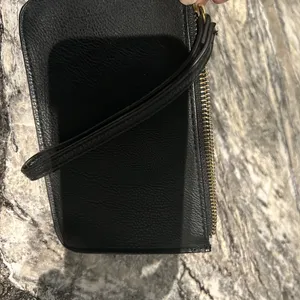 Universal Threads Black Clutch Wristlet thumbnail 7