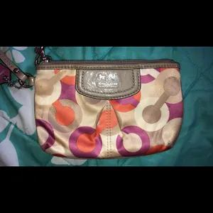 Coach wristlet thumbnail 2