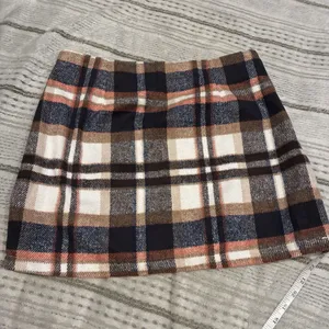 NWOT Plaid Mini Skirt Navy Brown Orange Tartan Lined Size M thumbnail 2