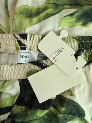 Peach nwt size XL Tropical Leaf Wide-Leg Pants - Green thumbnail 3