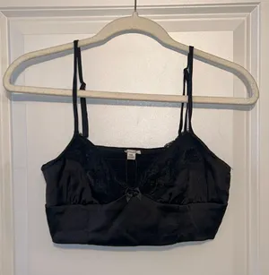 Garage Black Satin laces top- NWT thumbnail 2