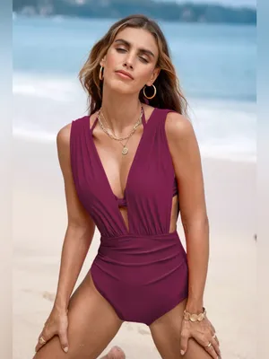 Cupshe Plum Twist Front One-Piece thumbnail 5