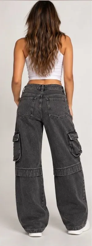 Empyre wide leg cargo jeans size 4S Black thumbnail 1