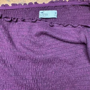 Hollister Smocked Off The Shoulder Long Sleeve‎ Top Purple Lettuce Edge Medium thumbnail 2