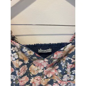 Abercrombie Fitch Floral Puff Sleeve‎ Smocked Crop Top XS thumbnail 2