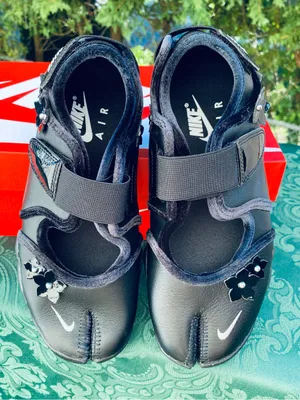 Nike Air Rift “Florette” - Casual Sandal/Sneaker Hybrid Blends Fun & Comfort thumbnail 5