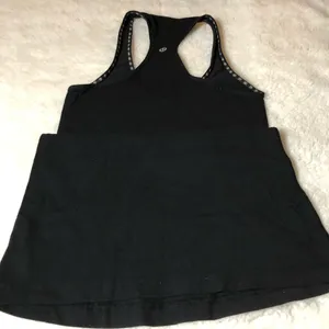 COPY - Lululemon black tank top size 2 thumbnail 6