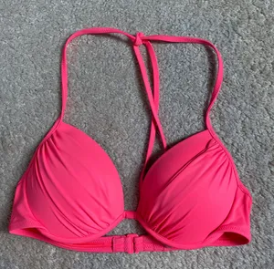 Target “shade And Shore” Bathing Suit Top thumbnail 1