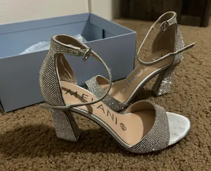 Antonio Melani Heels thumbnail 1