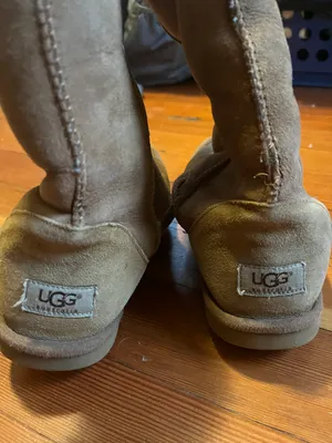 UGG Chestnut Tall Boots thumbnail 3
