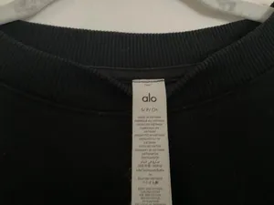 Alo Yoga Cropped Accolade Crewneck Black S thumbnail 4
