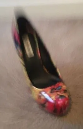 Steve Madden Women's Patent Faux Leather Colorful Floral Heels Pumps Size 9 thumbnail 1
