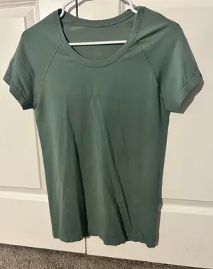Lululemon Swiftly Tech thumbnail 1