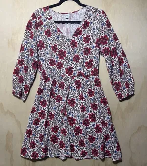 Old Navy Floral Dress‎ Medium Boho Peasant Rayon V Neck Spring Season thumbnail 1