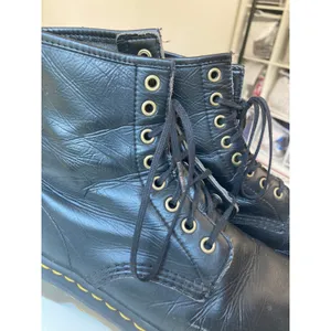 Dr. Martens Docs Vegan Faux Leather 1460 Felix Lace Up Punk Combat Boots 7 thumbnail 2
