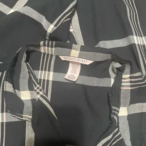 Victoria's Secret Black & White Plaid Button-Up Pajama Set thumbnail 5