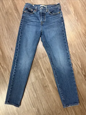 Levi’s Premium Wedgie Icon Fit Ankle Jeans 25 Salsa Step Big E $98 thumbnail 2