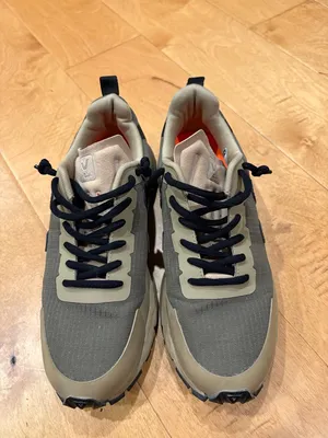 Veja Dekkan women’s sneaker shoes tan sz 7.5 thumbnail 2