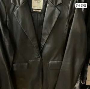 Abercrombie Vegan leather Blazer thumbnail 3